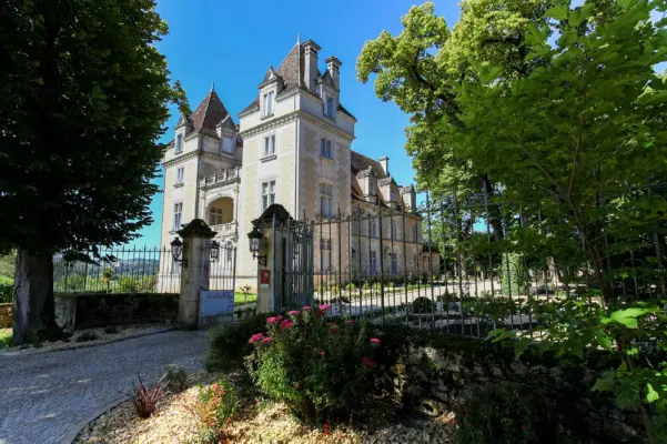 Domaine du Château de Monrecour à Saint-Vincent-de-Cosse