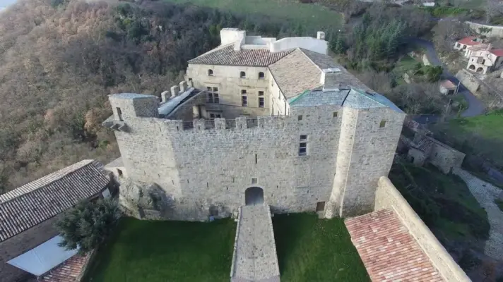 Château de Dio à Dio-et-Valquières