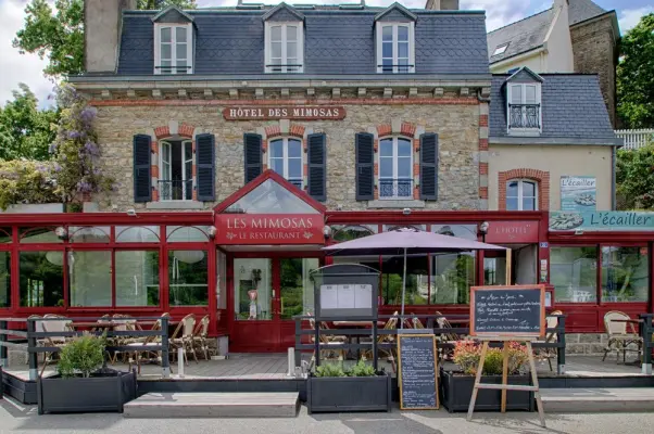 Hôtel Restaurant Les Mimosas à Pont-Aven